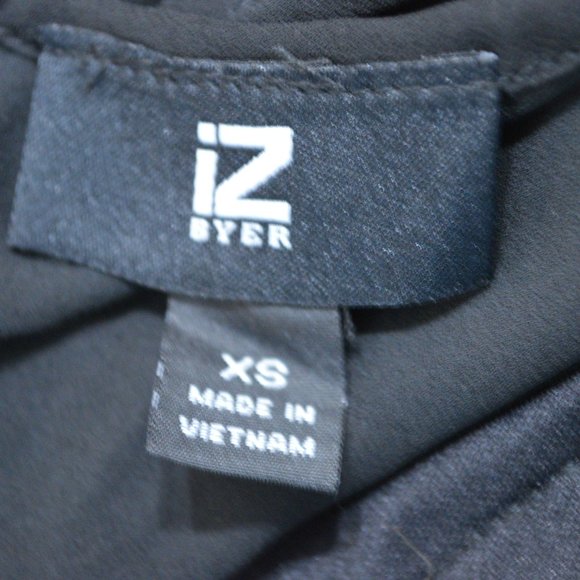 Red & Black blouse - Picture 6 of 6